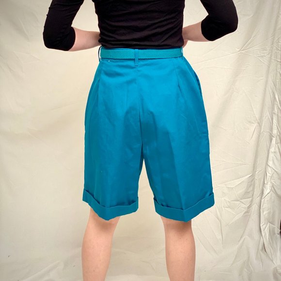 Vintage 90s Mom Style Shorts - Picture 2 of 8